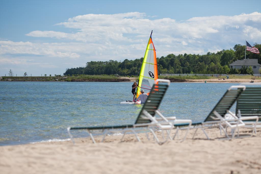 Beachfront Inn Baileys Harbor Eksteriør billede