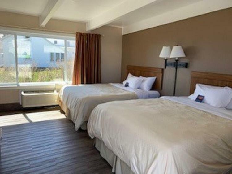 Beachfront Inn Baileys Harbor Eksteriør billede